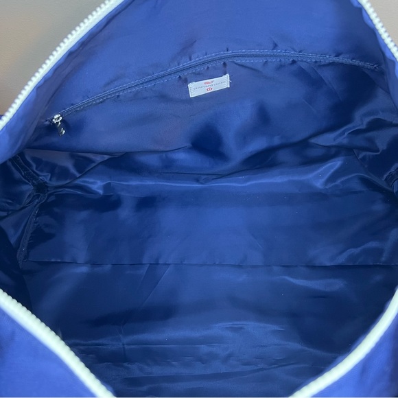 Vineyard Vines Target Weekender Duffel Bag NWT - Picture 10 of 12